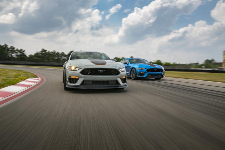  Ford Mustang Mach 1 Handling Package 2021 года  (фото 7 из 21)